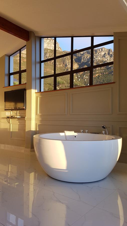 Bayview Penthouses And Rooms Kaapstad Buitenkant foto